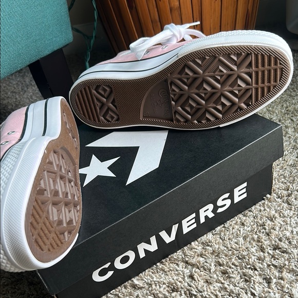 Brand New Converse Pink High-Top Platform Sneakers (sz 8.5) - Picture 3 of 5